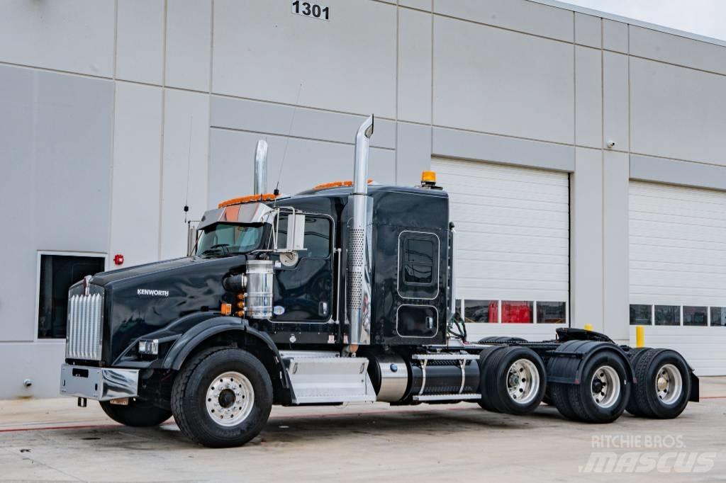 Kenworth T800 Prime Movers