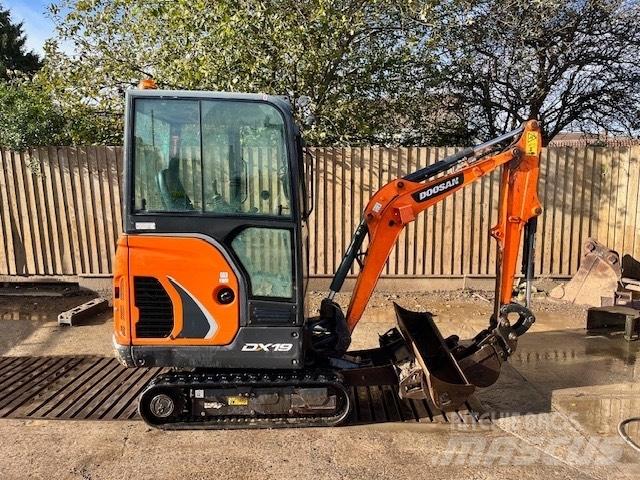 Doosan DX 19 Mini excavators < 7t (Mini diggers)