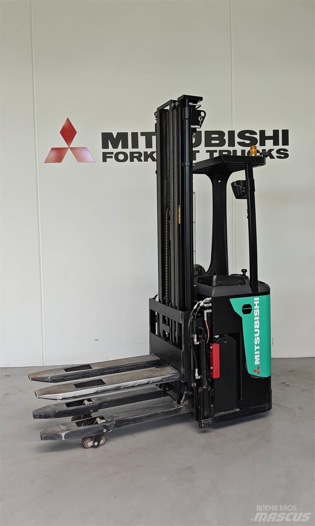 Mitsubishi SBR16NI Low lift with platform