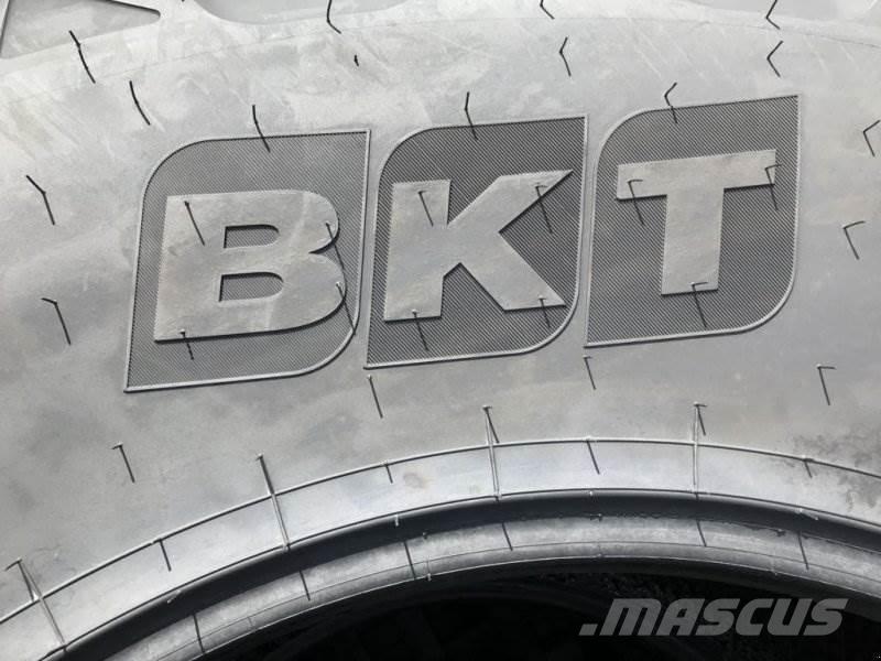 BKT 710/70R38 Tyres, wheels and rims