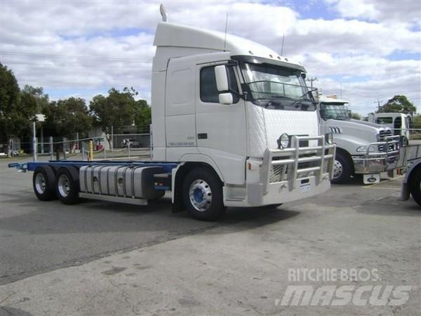 Volvo FH12 Chassis Cab trucks