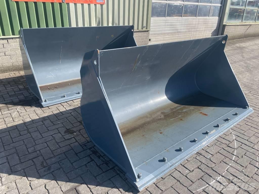 Volvo L 90 Buckets
