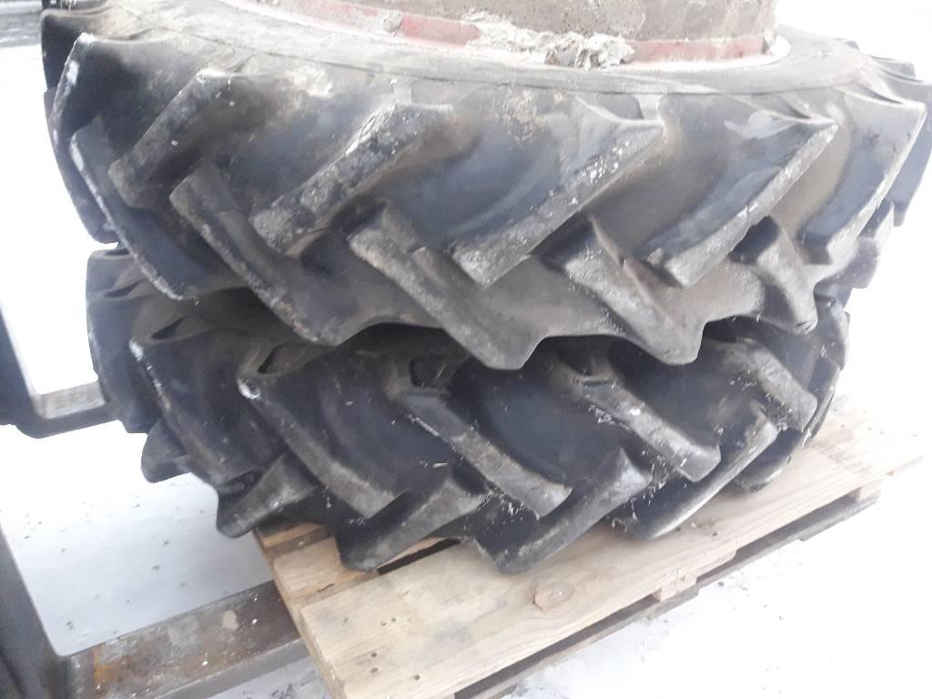 Raju 12,4/11-36 Tyres, wheels and rims
