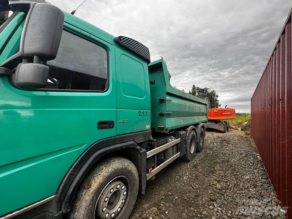 Volvo FM 12 420 Tipper trucks