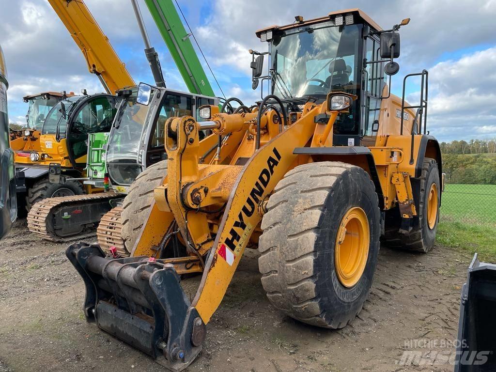 Hyundai HL 960 Wheel loaders