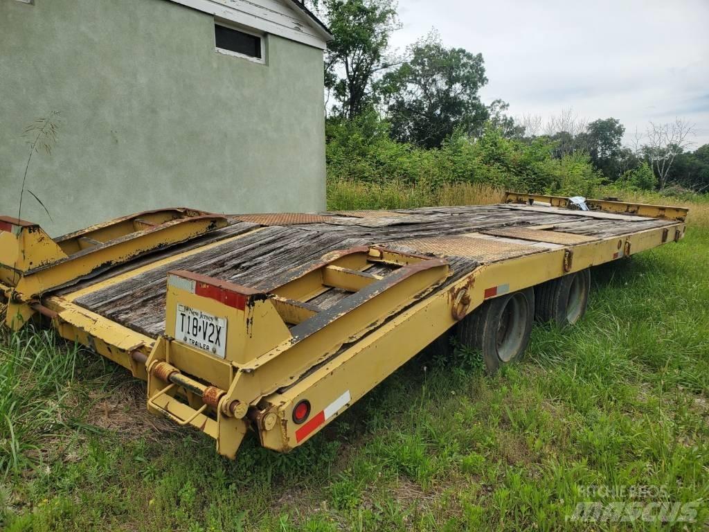 Eager Beaver 20TON Car carrier
