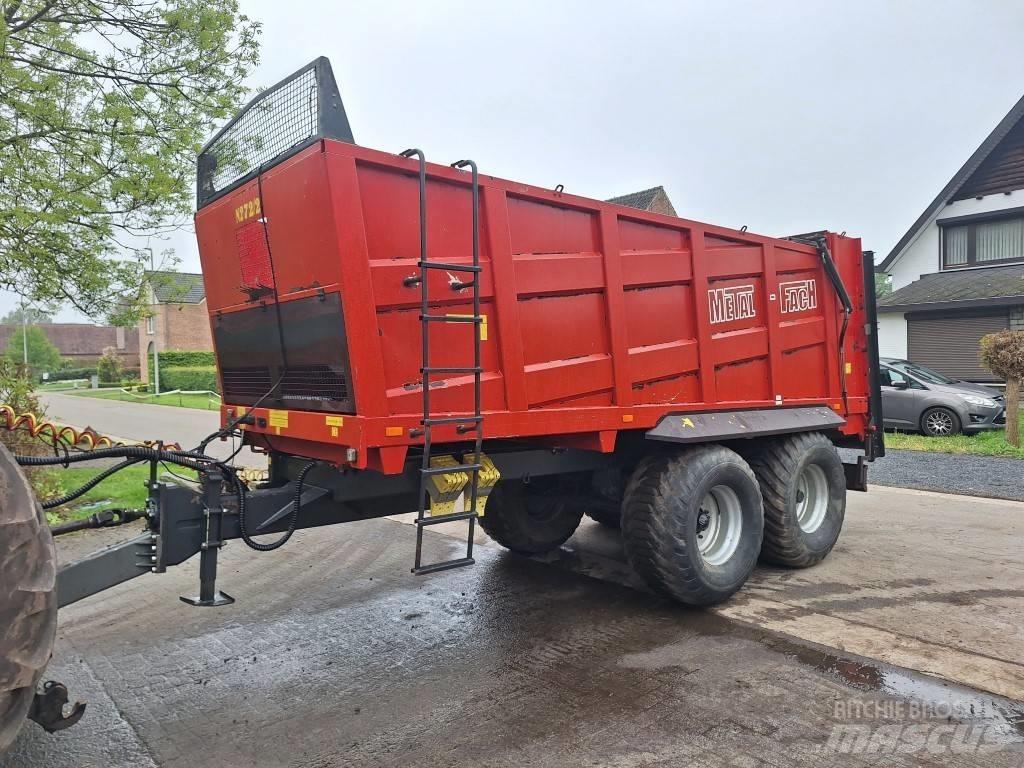 Metal-Fach N272/2 Manure spreaders