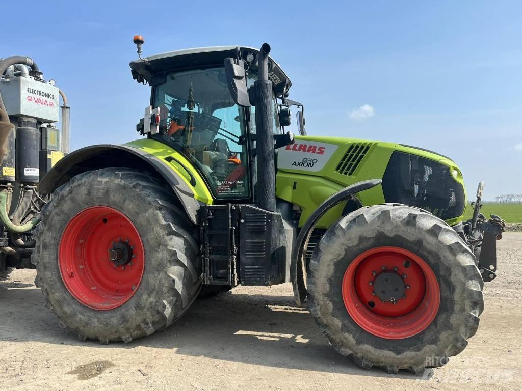 CLAAS Axion 830 Tractors