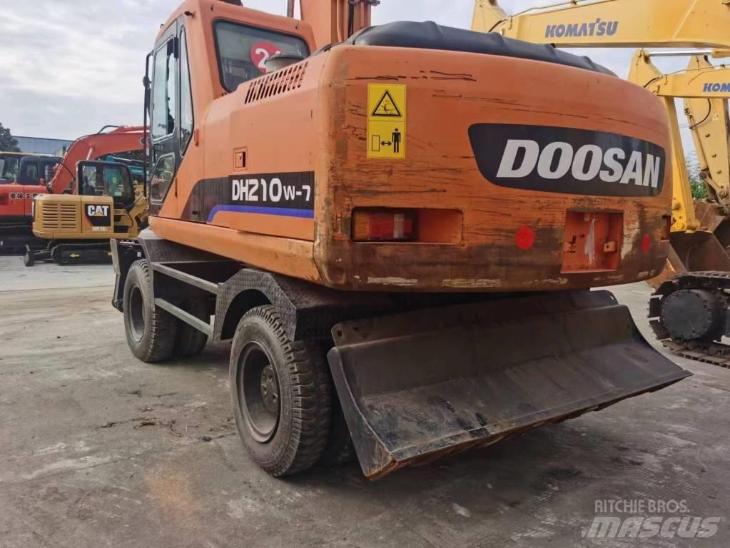 Doosan DH 210 W-7 Wheeled excavators