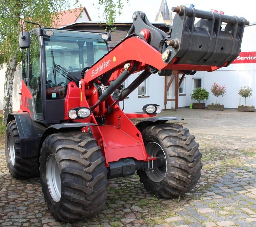 Schäffer 6680 Z Mini loaders