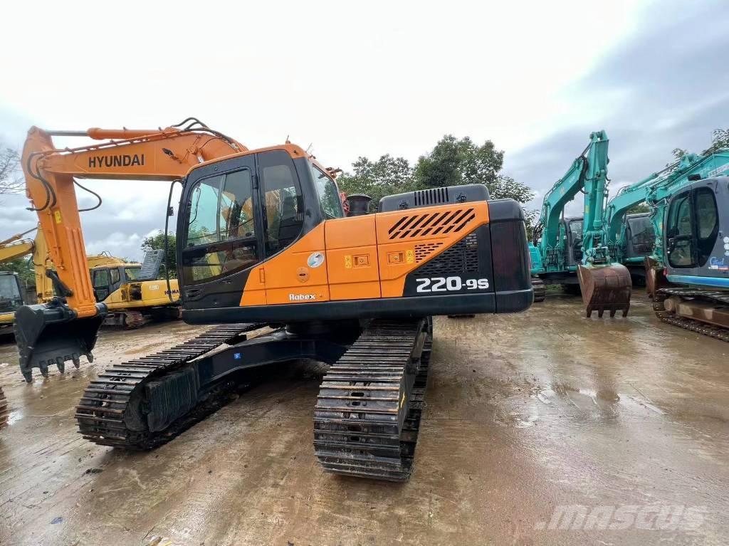 Hyundai 220 LC-9S Crawler excavators