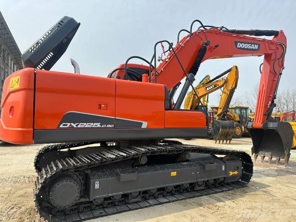 Doosan DX 225LC-9C Crawler excavators