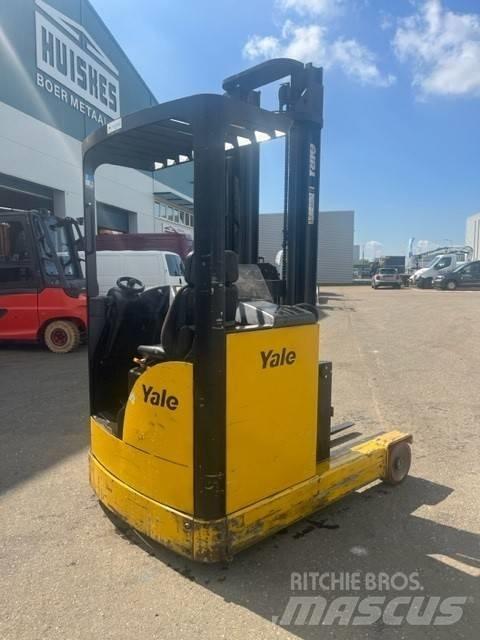 Linde R 14 Reach truck