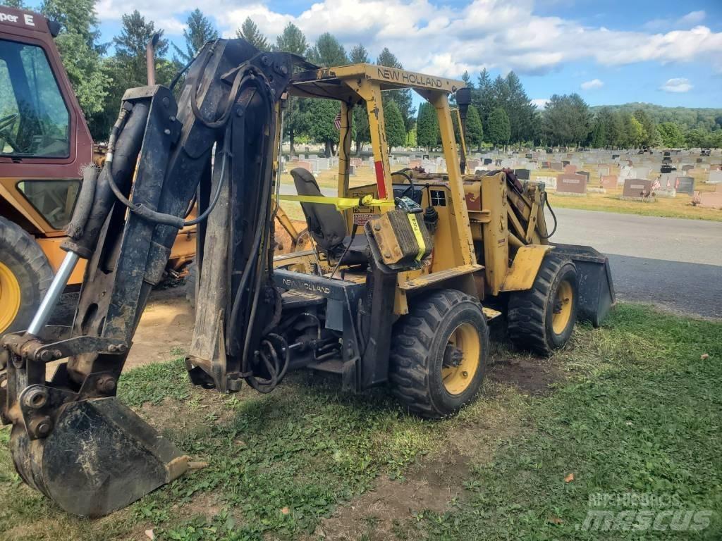 New Holland LB620 Backhoe