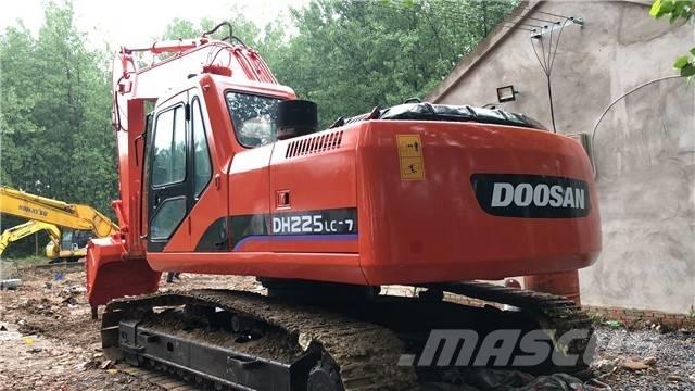 Doosan DH225LC-7 Crawler excavators