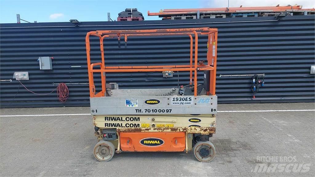 JLG 1930ES Scissor lifts