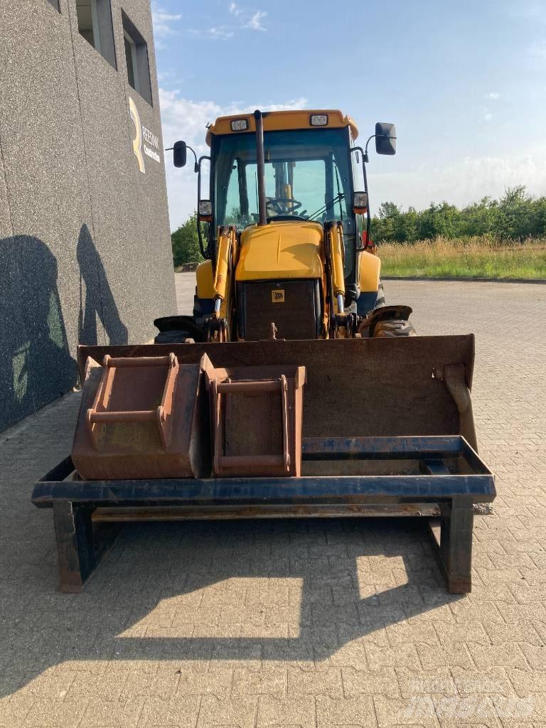 JCB 3 CX Backhoe