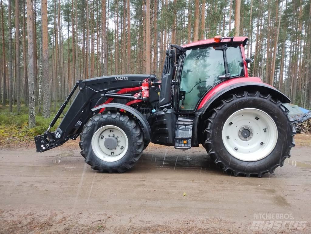 Valtra T234 Active Tractors