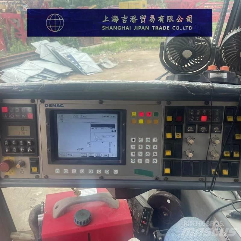 Demag CC 2800 Track mounted cranes