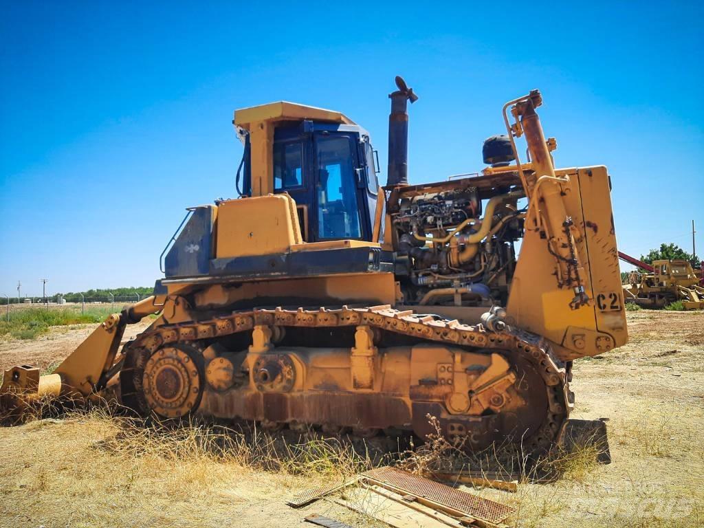 Komatsu D 375-1 Crawler dozers