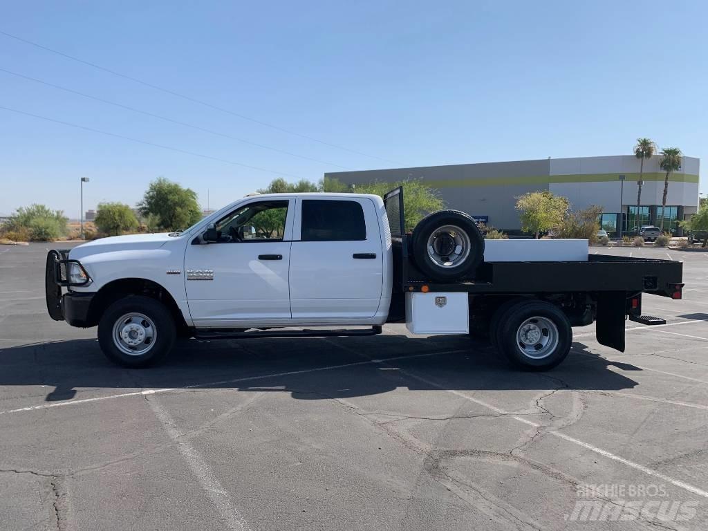 RAM 3500 TRADESMAN Flatbed / Dropside trucks