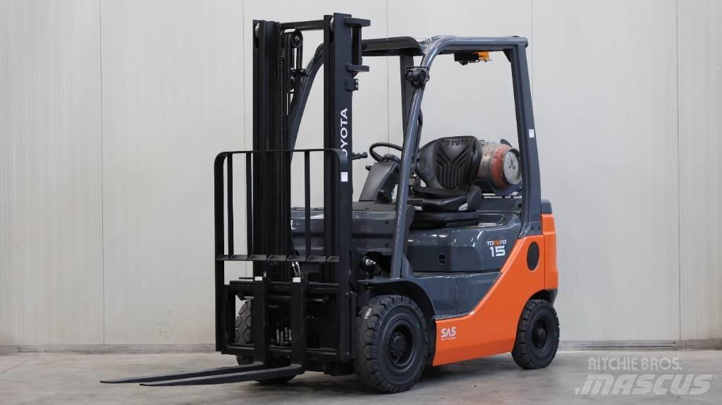 Toyota 8 FGF 15 LPG trucks