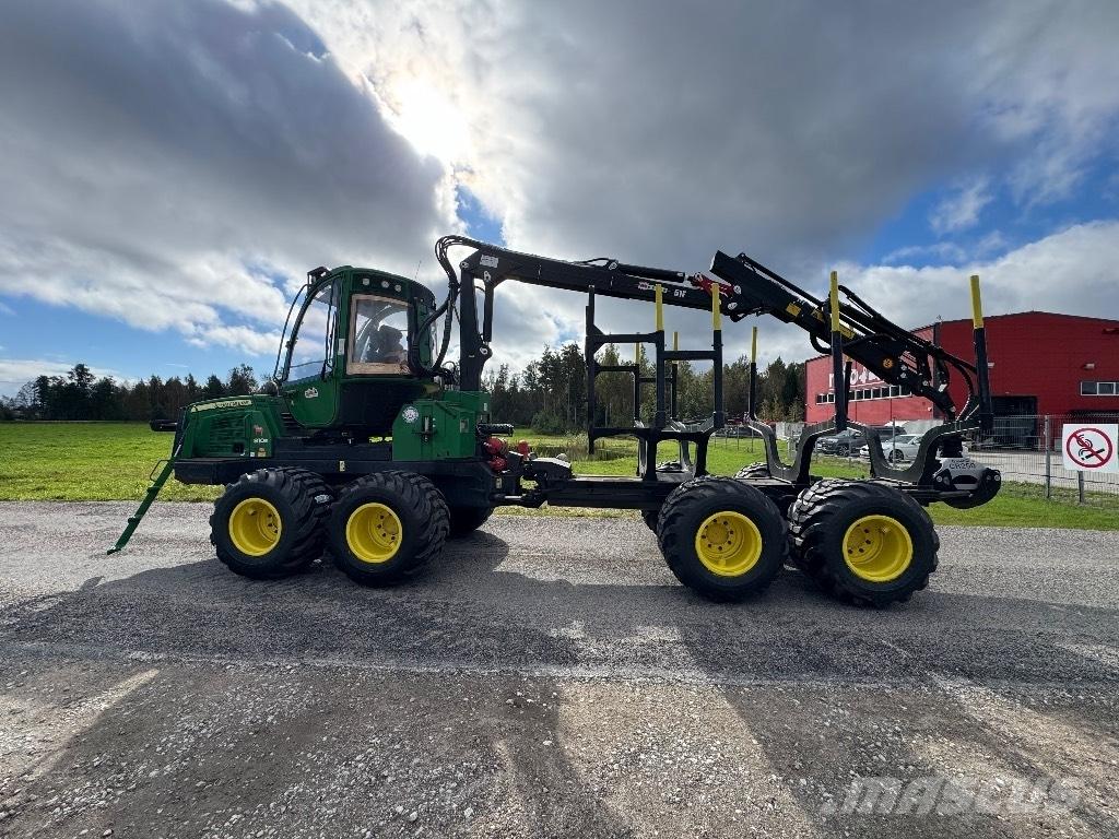 John Deere 810 E Forwarders
