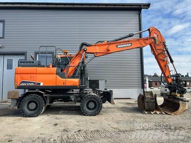 Doosan DX 170 W Wheeled excavators