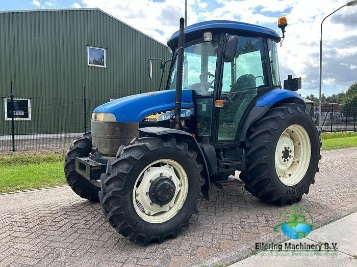 New Holland TD90 D Tractors