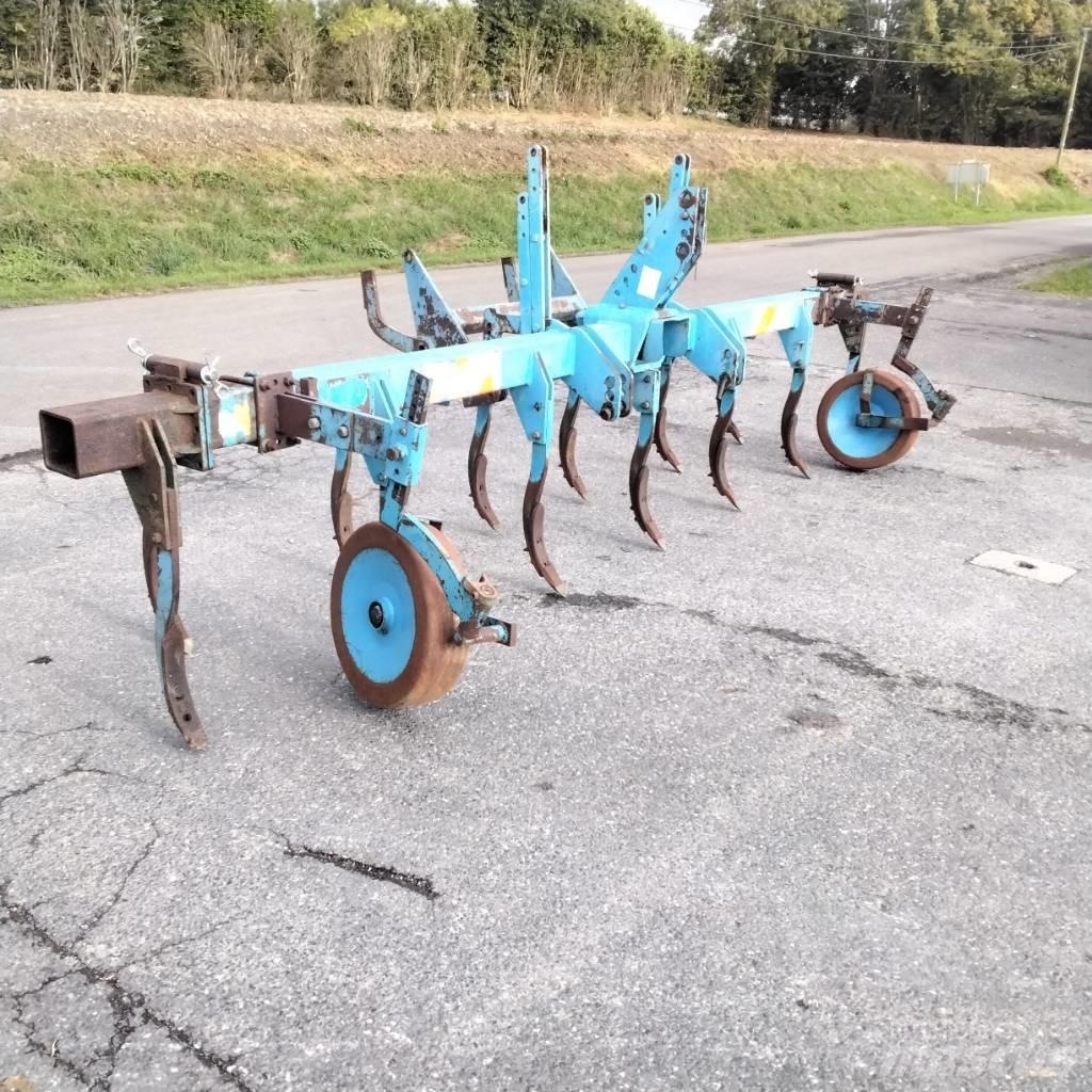 Lemken TOPAS Cultivators
