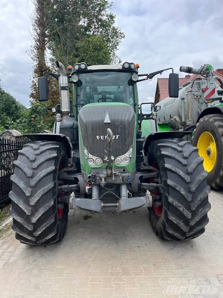 Fendt 939 Vario Tractors