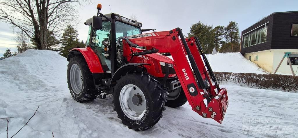 Massey Ferguson 5612 Tractors