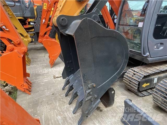 Hyundai Robex 220 LC Crawler excavators