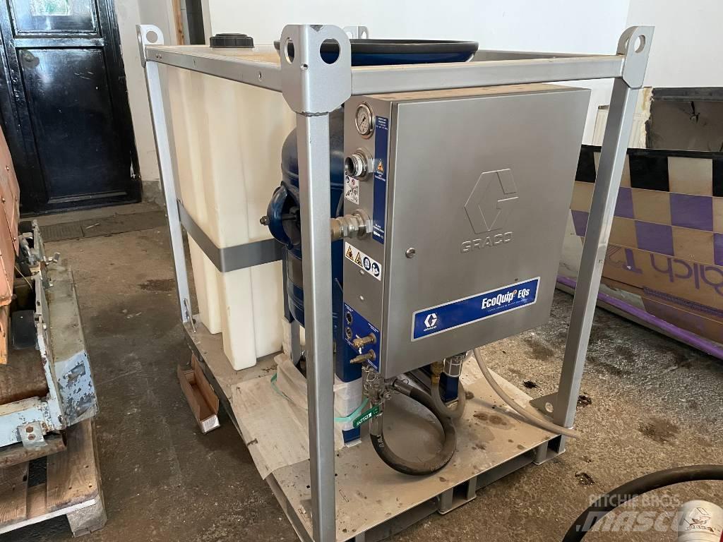 Graco EcoQuip EQs Sand and salt spreaders