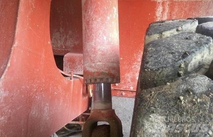 Euclid R40 Site dumpers