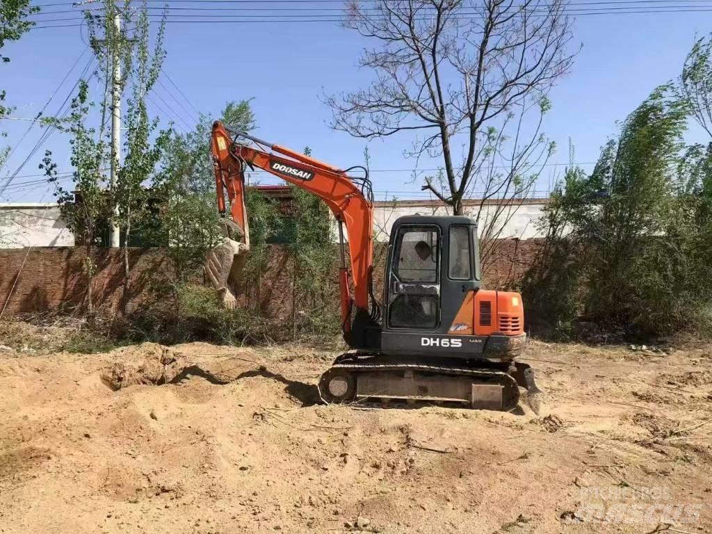 Doosan DH65 Crawler excavators