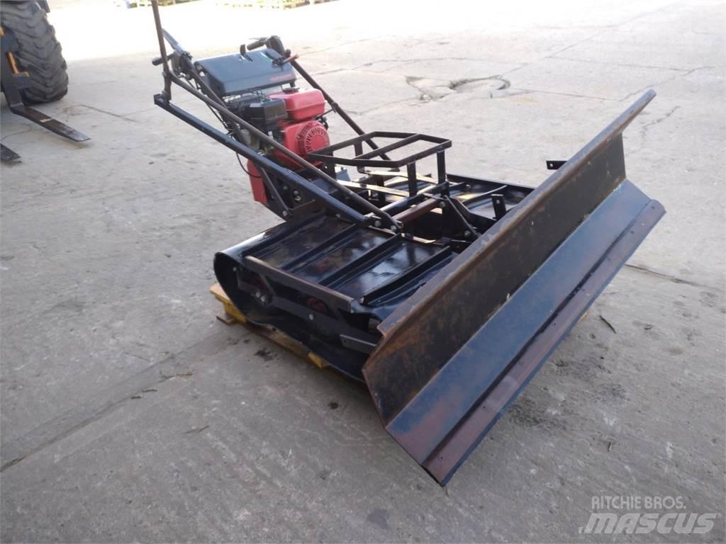 Jensen Graindozer Other forage harvesting equipment