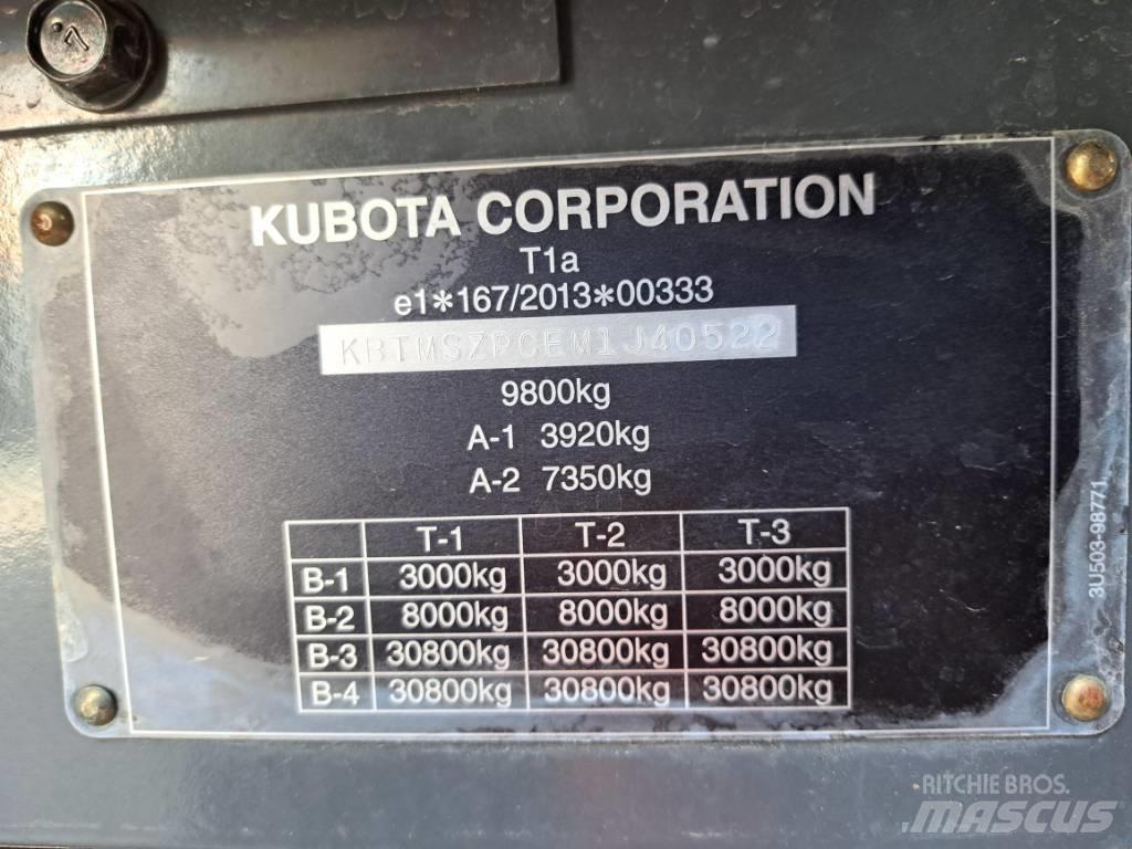 Kubota M 6-142 Tractors