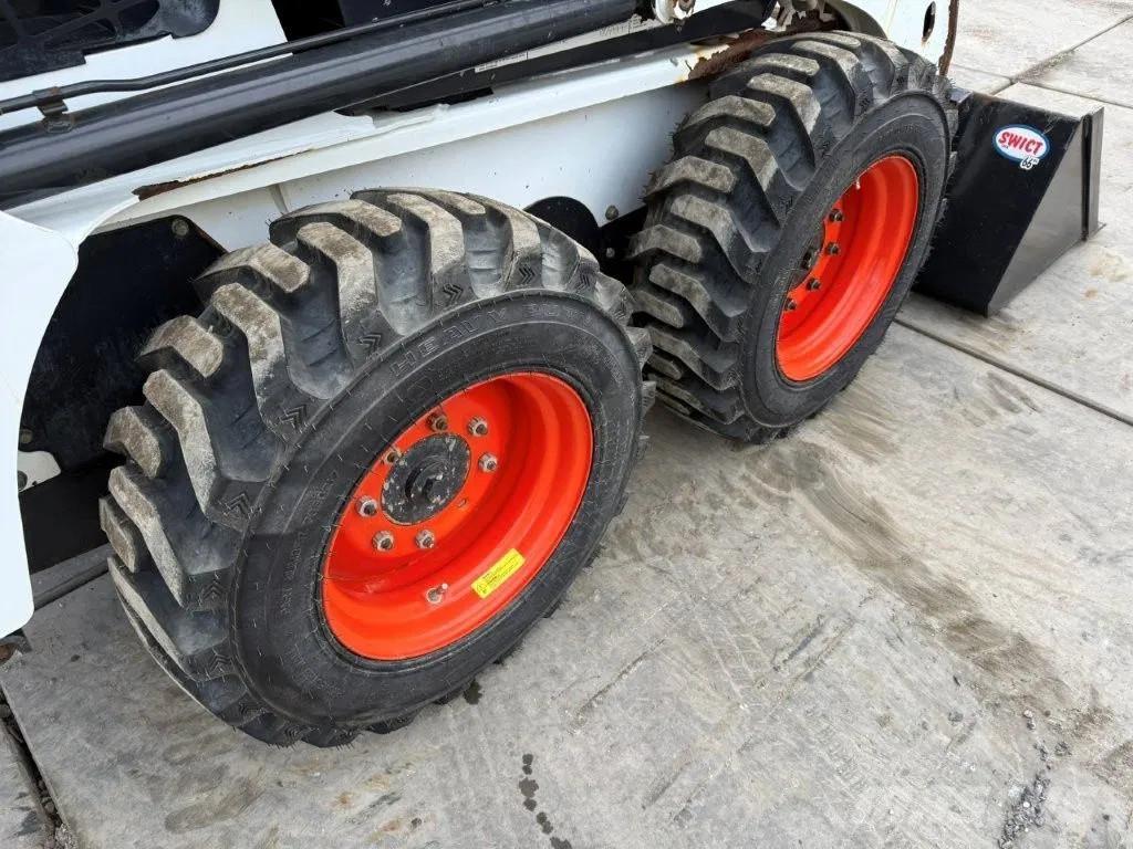 Bobcat S450 Skid steer loaders