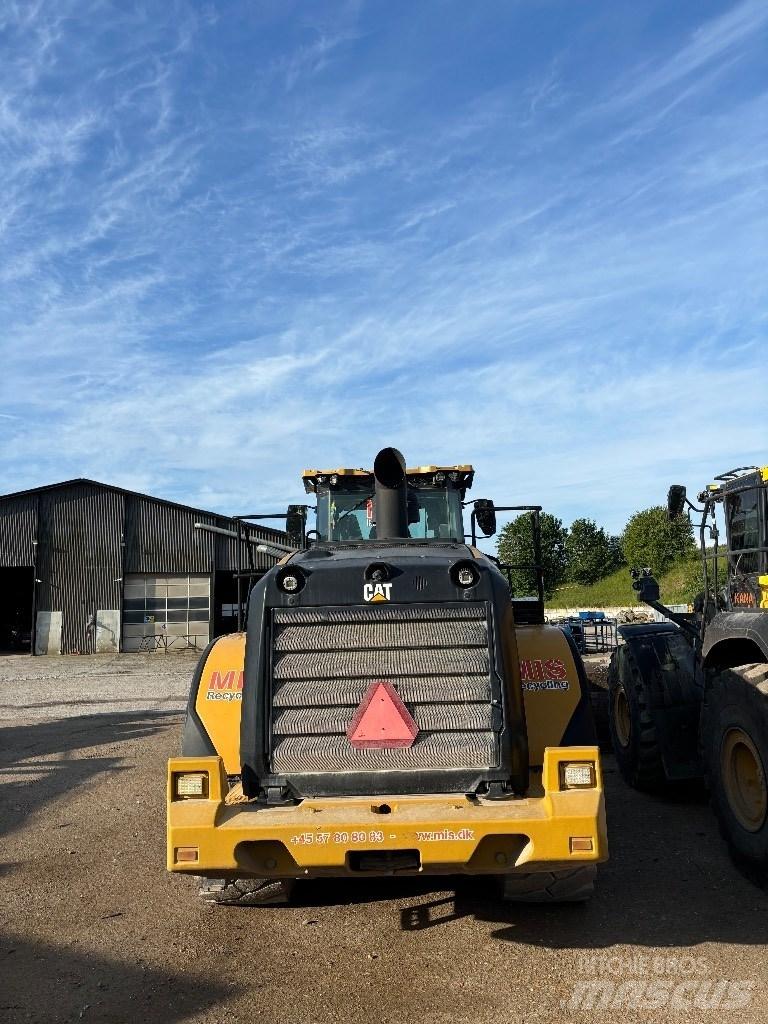 CAT 966m Wheel loaders