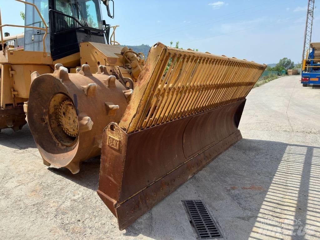 CAT 826H Waste compactors