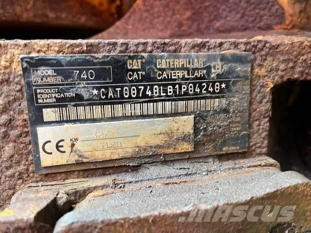 CAT 740 Articulated Haulers