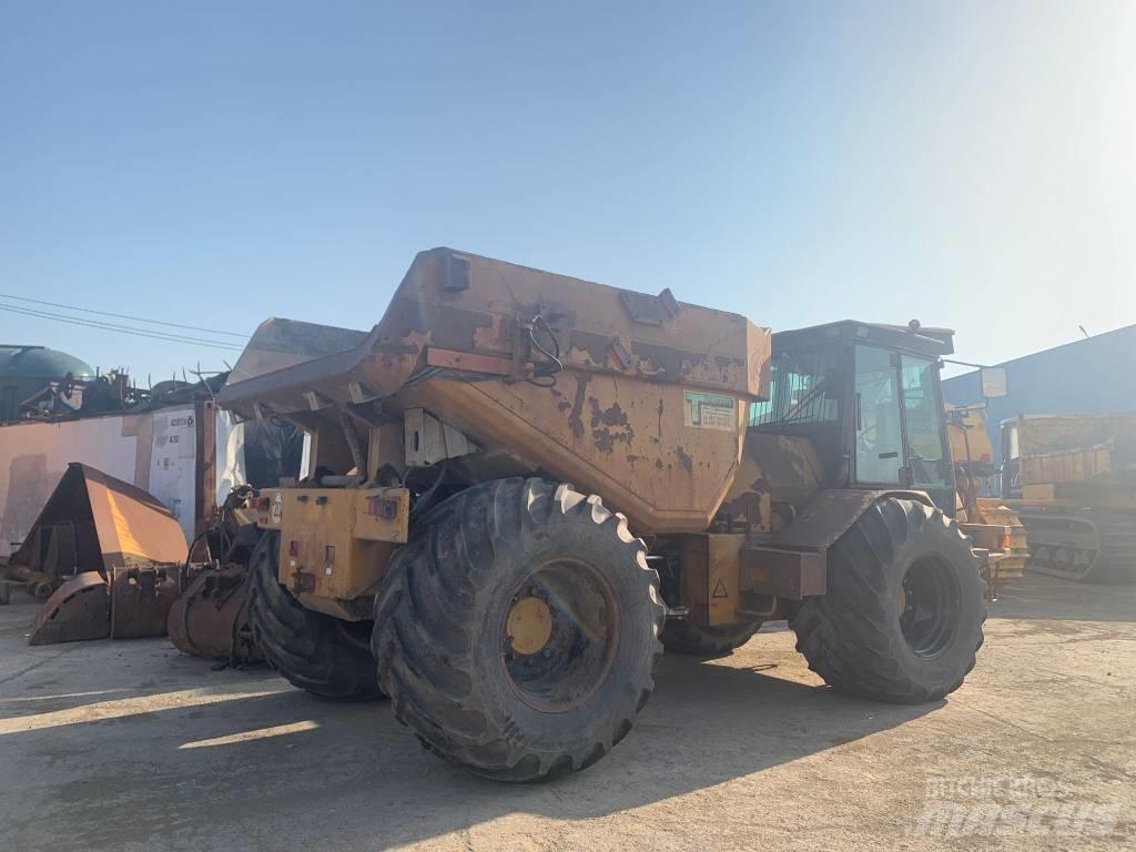 Hydrema 910 Articulated Haulers