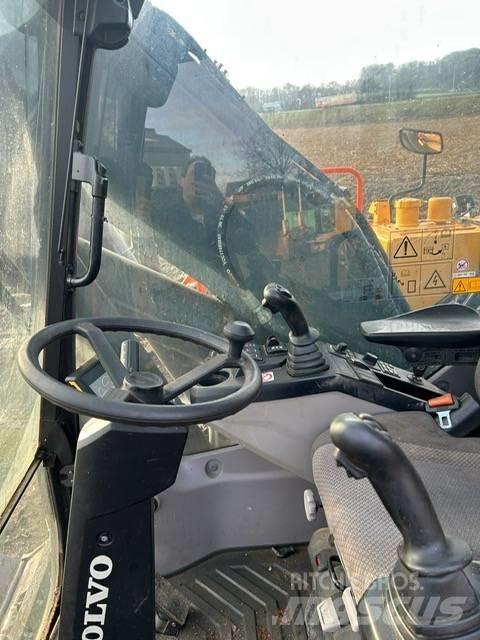 Volvo EW 220 E Wheeled excavators
