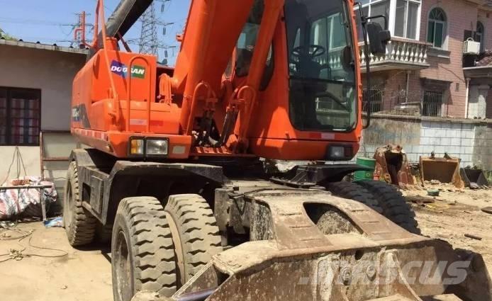 Doosan DH210W Wheeled excavators