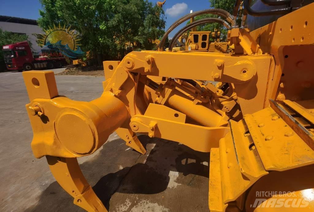 Shantui SD 22 Crawler dozers