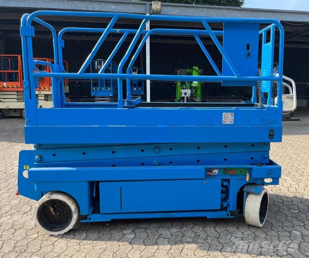 Genie 2032 Scissor lifts