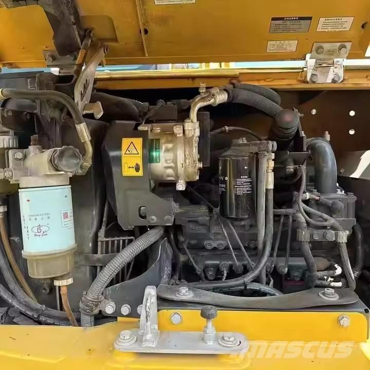 Komatsu PC 70 Crawler excavators