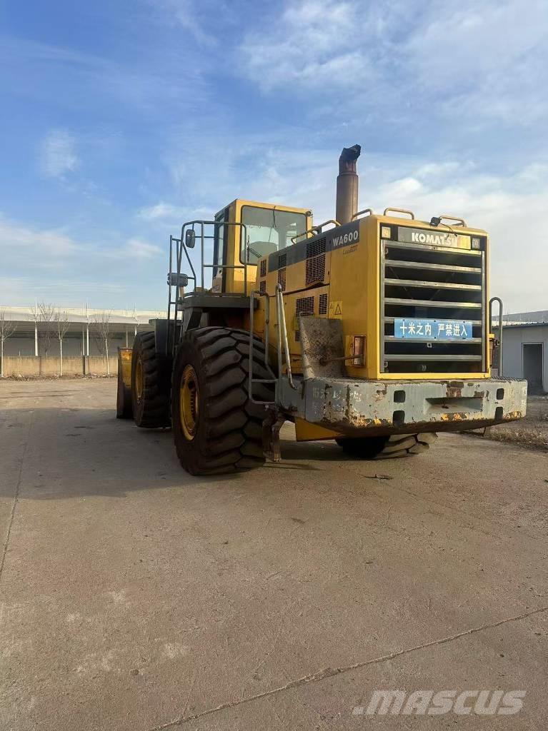 Komatsu WA 600-6 Wheel loaders