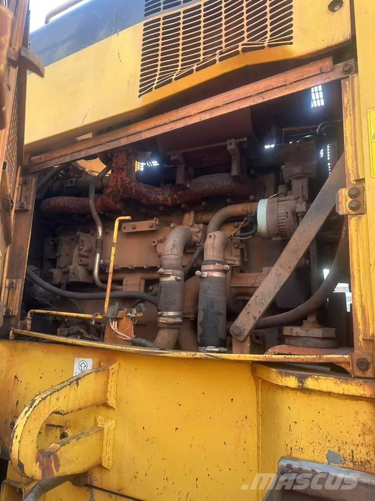 Komatsu WA 600-6 Wheel loaders